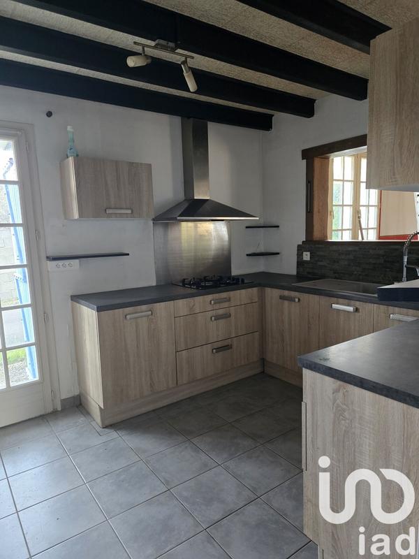 Maison - 210 m² - 9 pièces