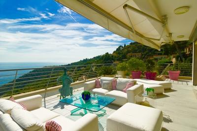 Appartement - 210 m² - 5 pièces