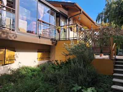 Châlet - 190 m² - 10 pièces