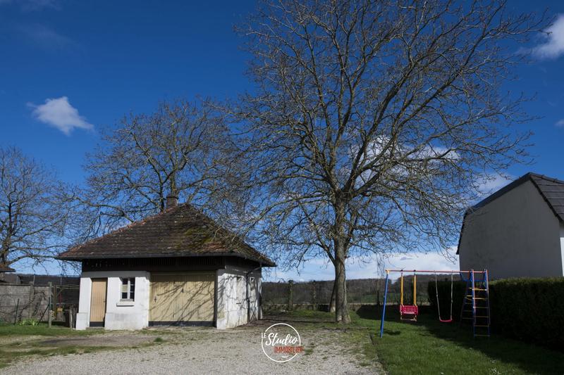 Maison - 352 m² - 18 pièces