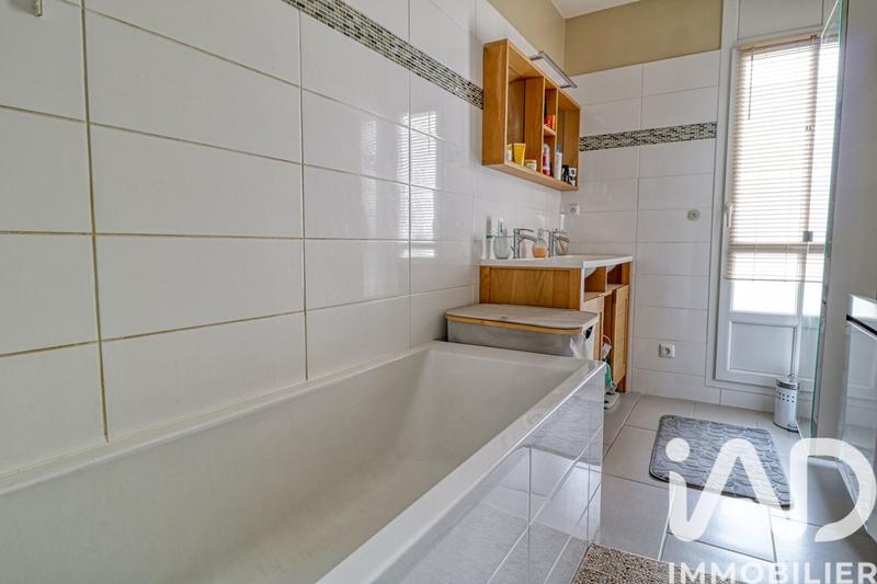 Appartement - 82 m² - 4 pièces