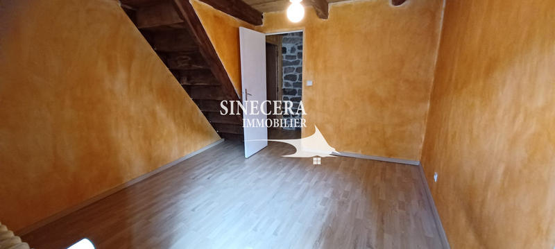 Maison - 240 m² - 7 pièces