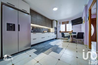 Maison - 156 m² - 8 pièces