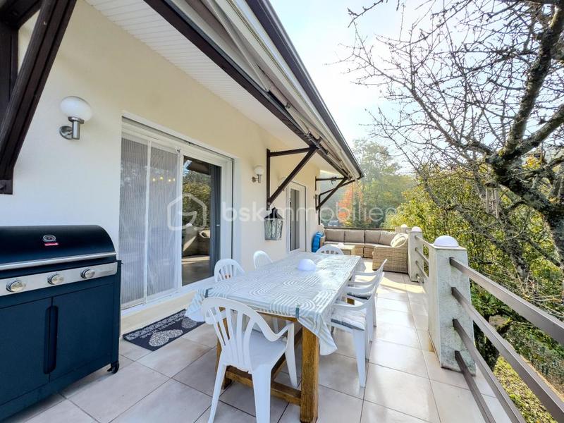 Maison ancienne - 200 m² - 6 pièces