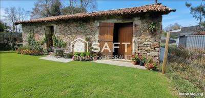 Maison - 198 m² - 10 pièces