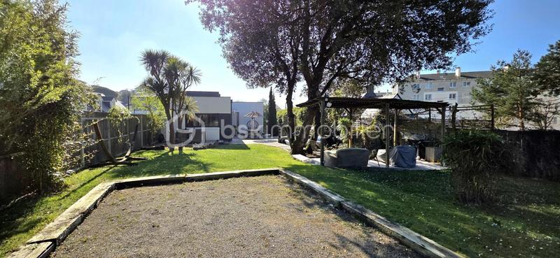 Maison - 107 m² - 5 pièces