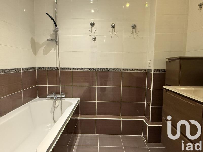 Appartement - 104 m² - 4 pièces