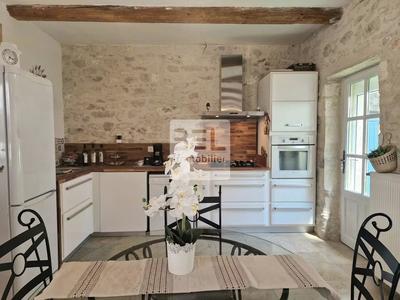 Maison de village - 82 m² - 3 pièces