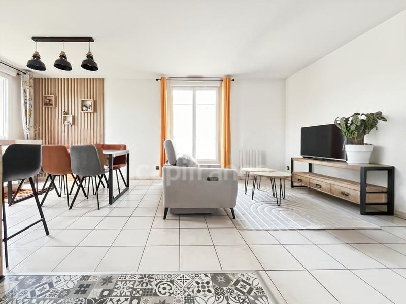 Appartement - 92 m² - 5 pièces