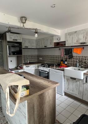 Maison - 202 m² - 6 pièces