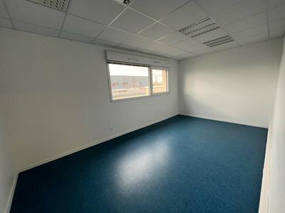 Bureau - 565 m²