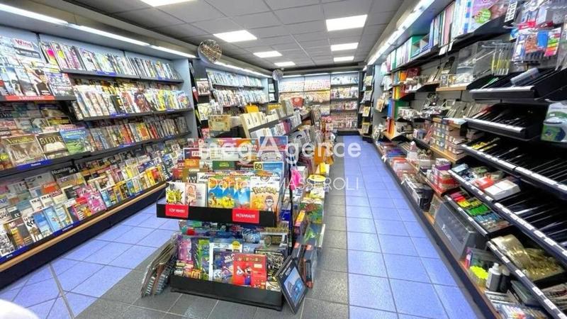 Fonds de commerce - 330 m²