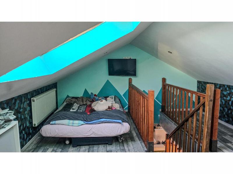 Pavillon - 92 m² - 6 pièces