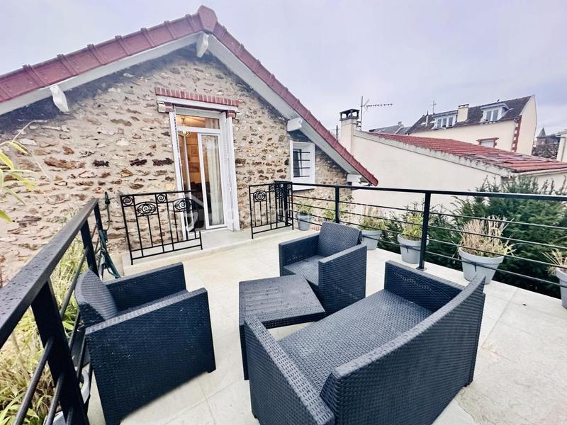 Maison - 100 m² - 6 pièces