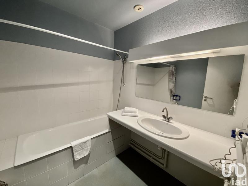 Local commercial - 302 m²