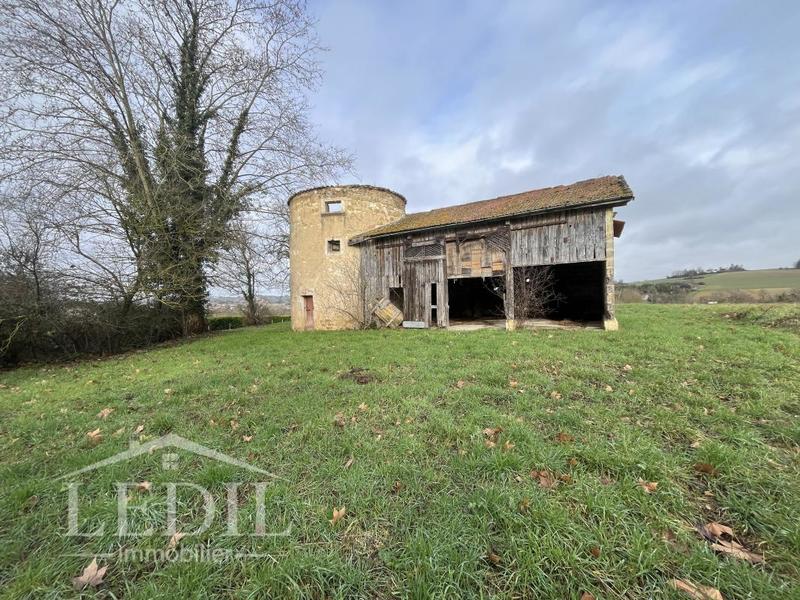 Grange - 100 m² - 2 pièces