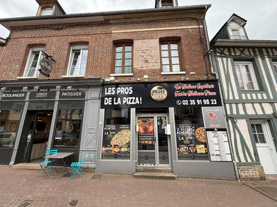 Local commercial - 96 m² - 7 pièces