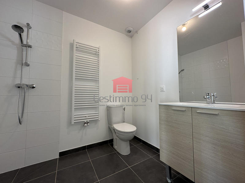 Maison contemporaine - 82 m² - 4 pièces