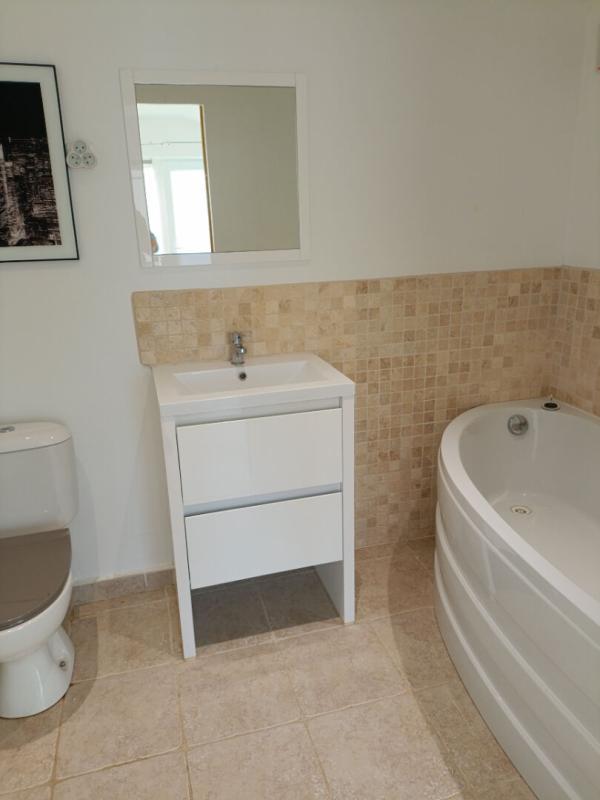 Maison - 195 m² - 7 pièces