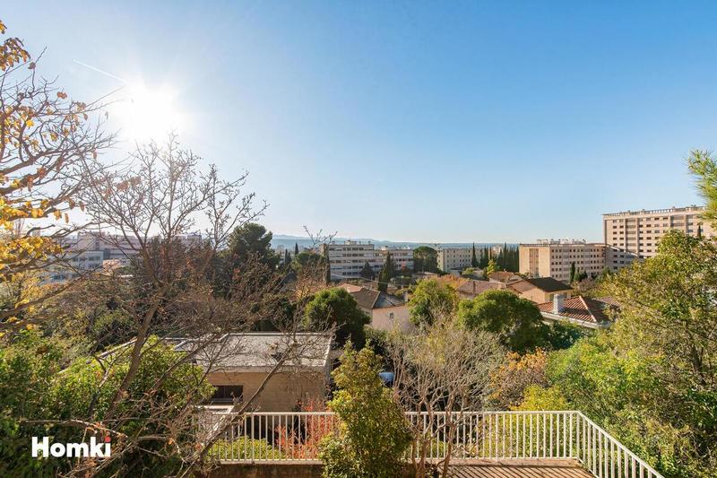 Maison - 183 m² - 6 pièces