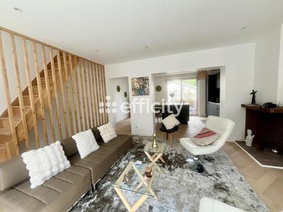 Maison - 126 m² - 5 pièces