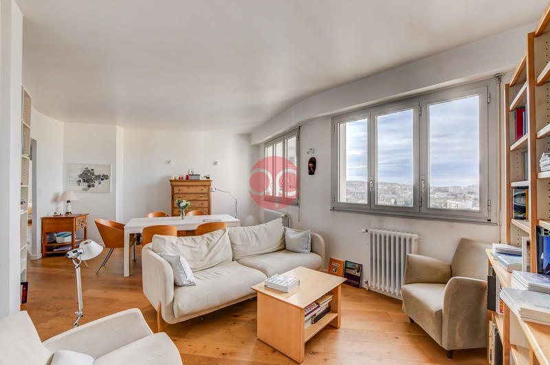 Appartement - 85 m² - 4 pièces