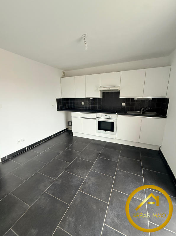 Appartement - 90 m² - 3 pièces