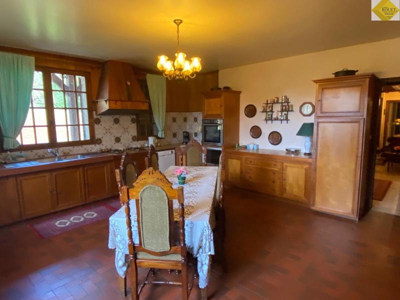 Maison - 346 m² - 9 pièces