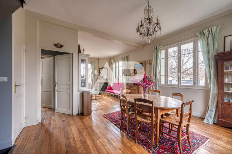 Maison - 150 m² - 7 pièces