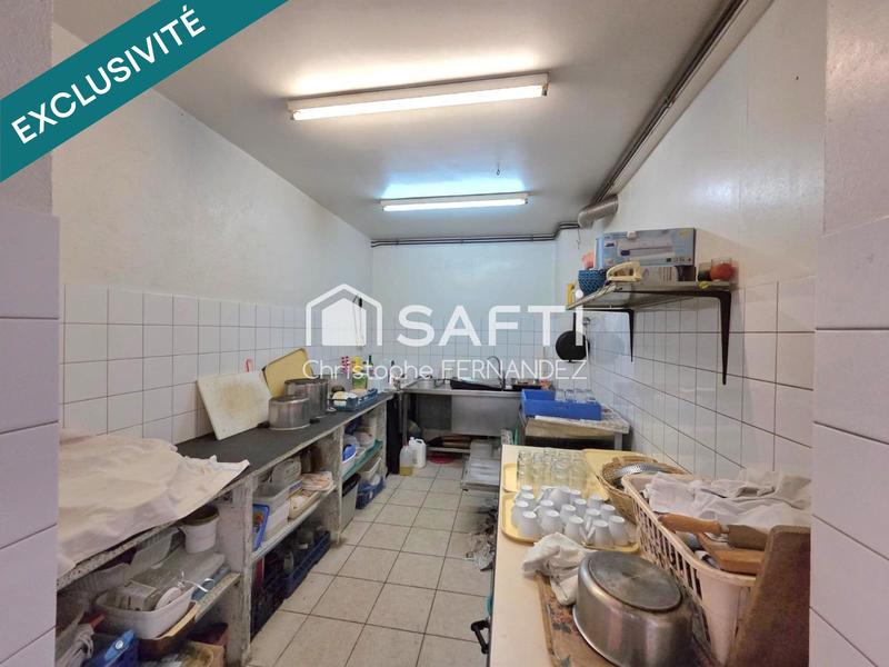 Maison - 303 m² - 10 pièces