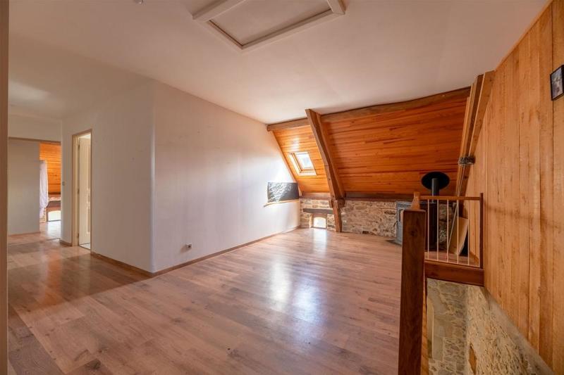 Maison en pierre - 160 m² - 6 pièces