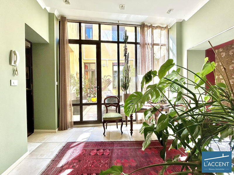 Appartement - 137 m² - 4 pièces