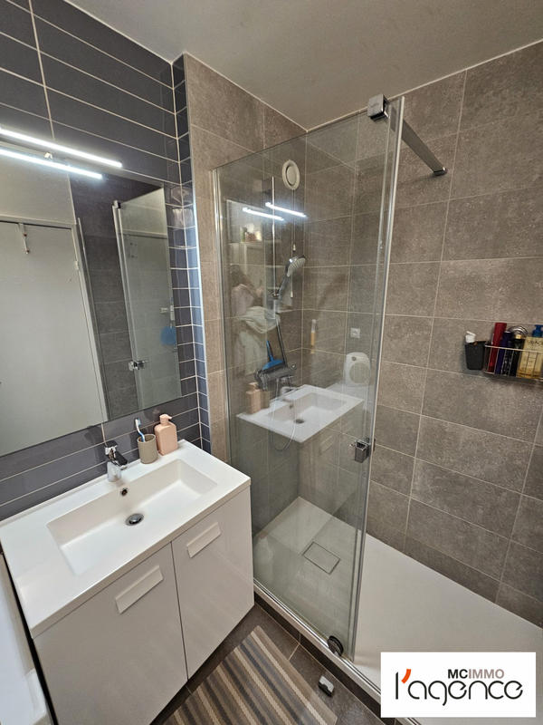 Appartement - 81 m² - 4 pièces