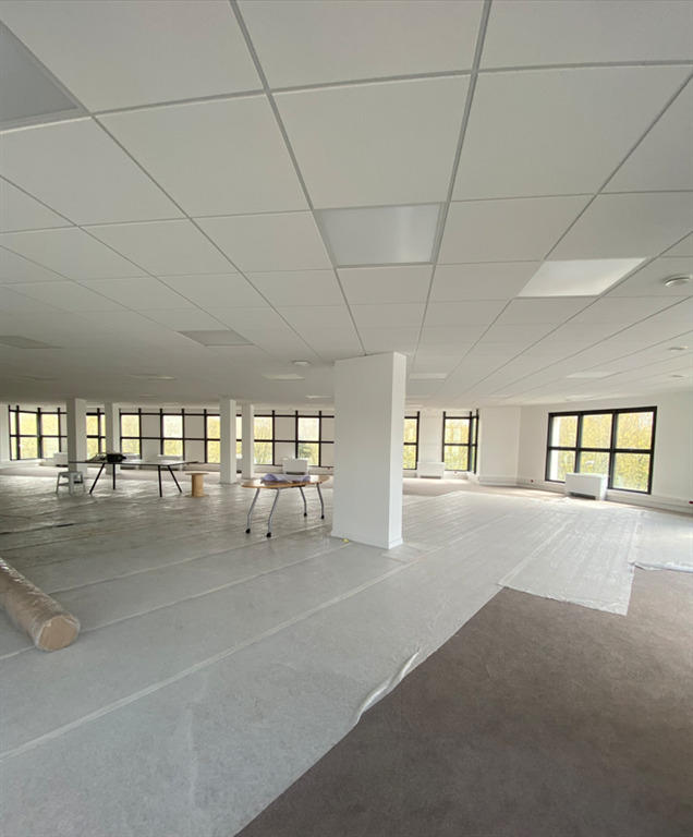 Bureau - 410 m²
