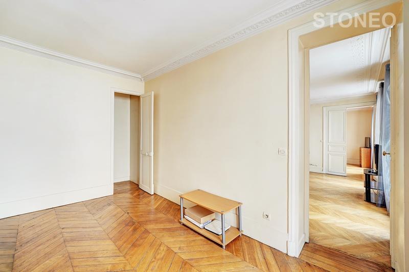 Appartement ancien - 106 m² - 5 pièces