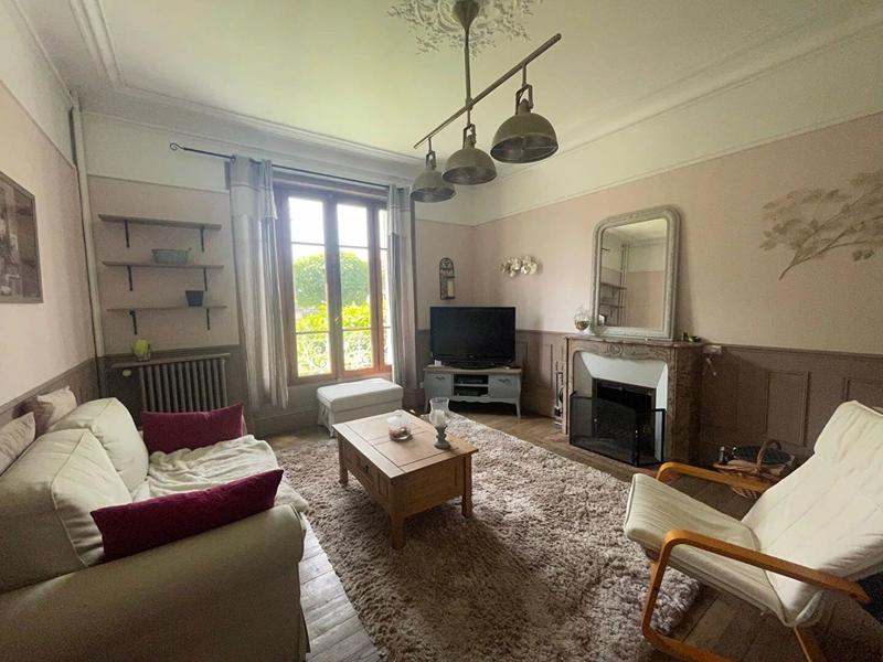 Maison - 149 m² - 7 pièces