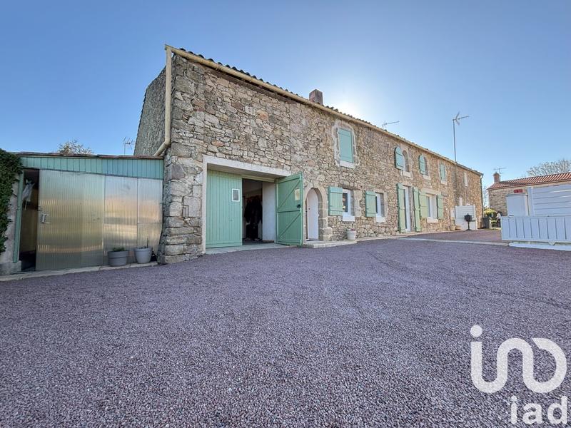 Maison - 102 m² - 5 pièces