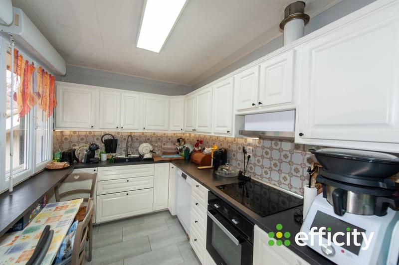 Maison - 174 m² - 8 pièces