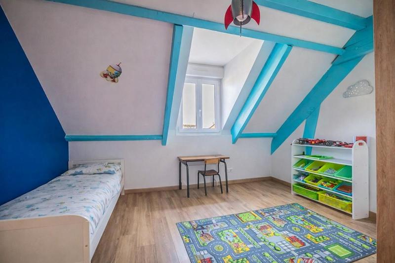 Maison traditionnelle - 154 m² - 6 pièces