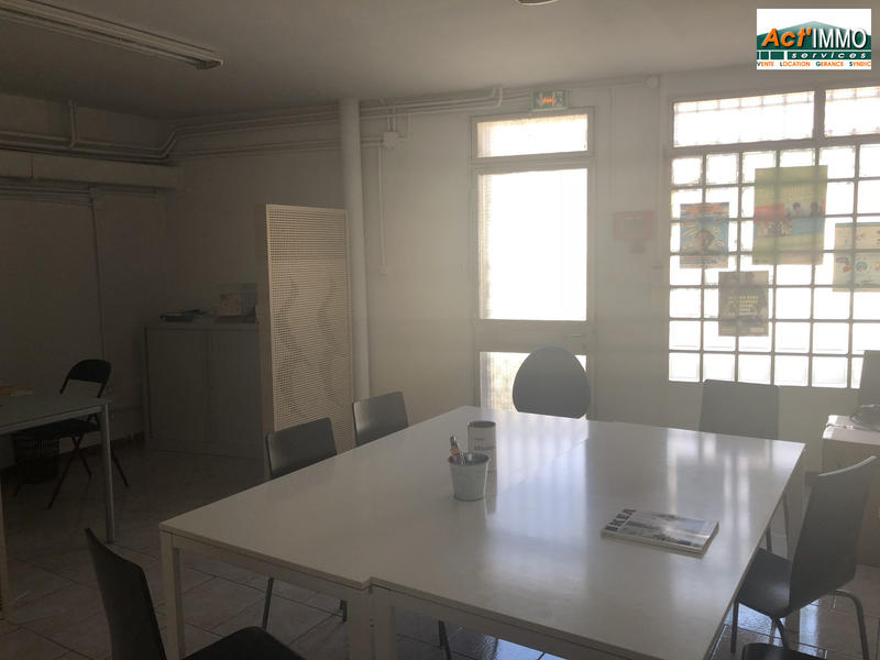 Local commercial - 160 m²