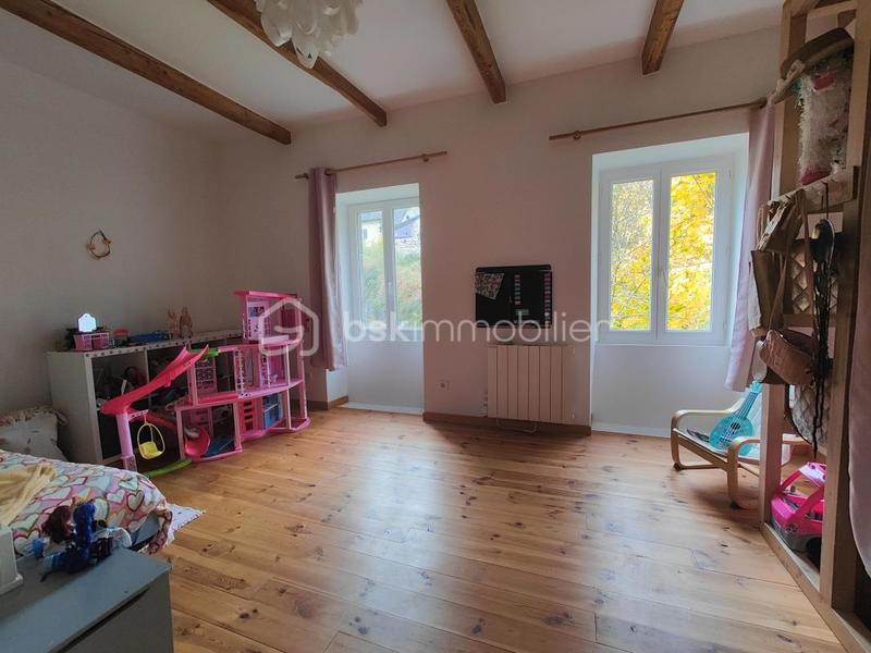 Maison - 150 m² - 7 pièces