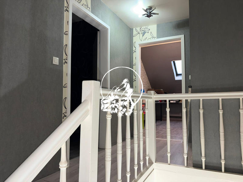 Maison - 105 m² - 4 pièces