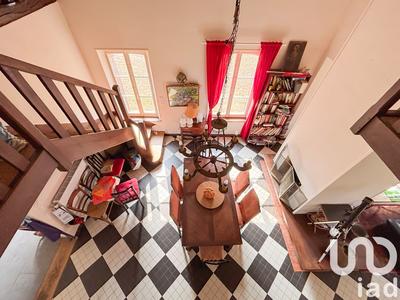 Maison - 404 m² - 18 pièces