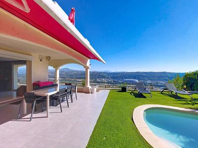 Villa - 138 m² - 5 pièces