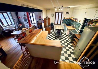 Appartement - 108 m² - 1 pièce