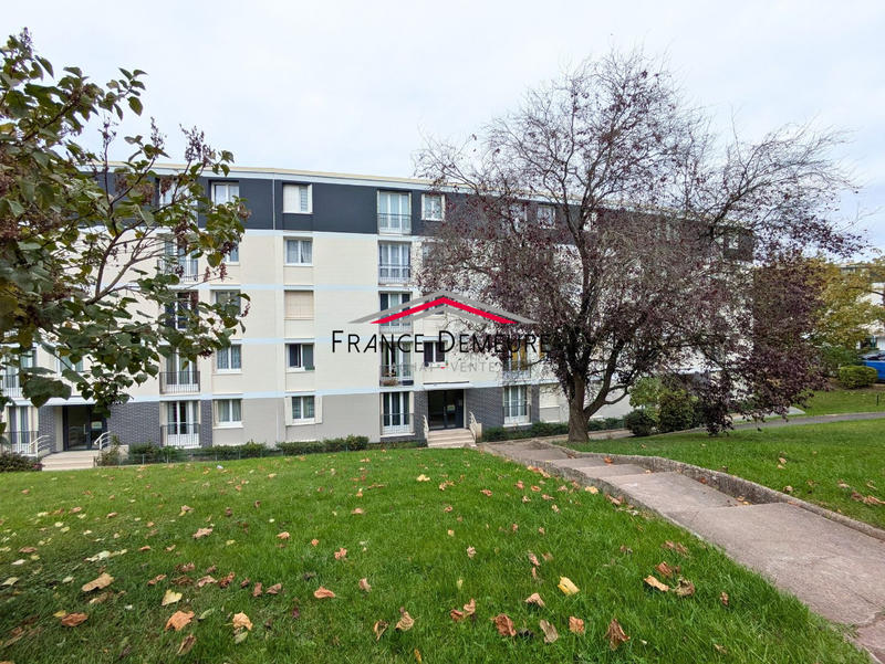 Appartement - 63 m² - 4 pièces