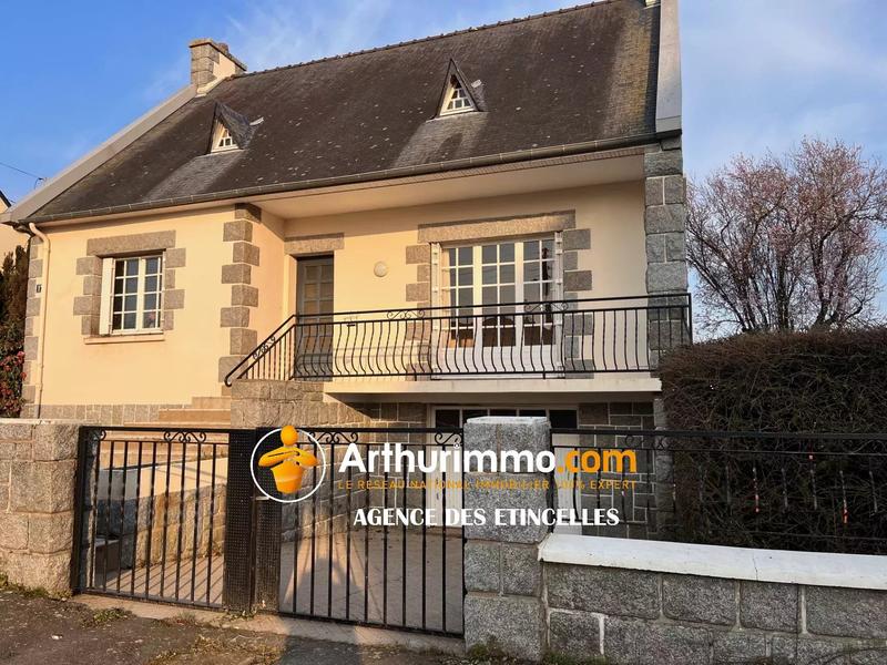 Maison - 92 m² - 5 pièces