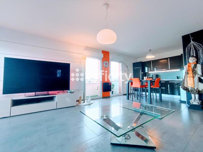 Appartement - 86 m² - 4 pièces