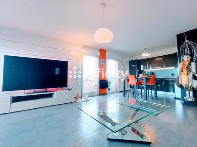 Appartement - 86 m² - 4 pièces