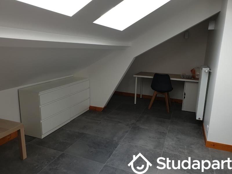 Chambre - 13 m² - 1 pièce